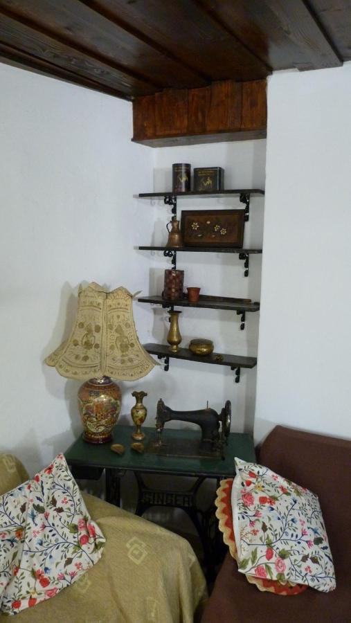 Villatzer - Traditional House With Fireplace And Garden Tzermiadon Bagian luar foto