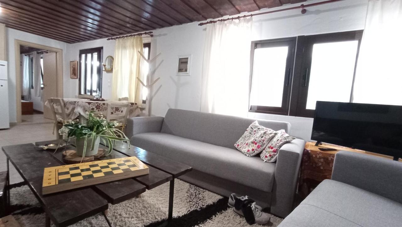 Villatzer - Traditional House With Fireplace And Garden Tzermiadon Bagian luar foto