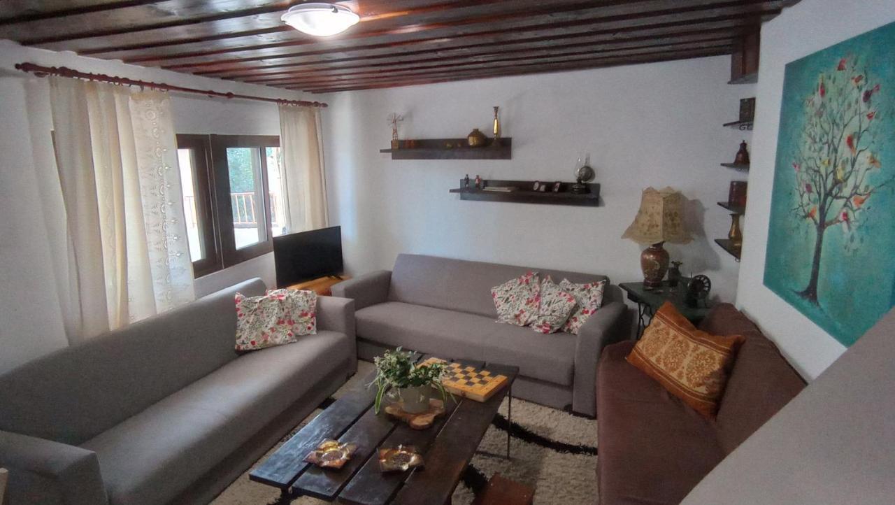 Villatzer - Traditional House With Fireplace And Garden Tzermiadon Bagian luar foto