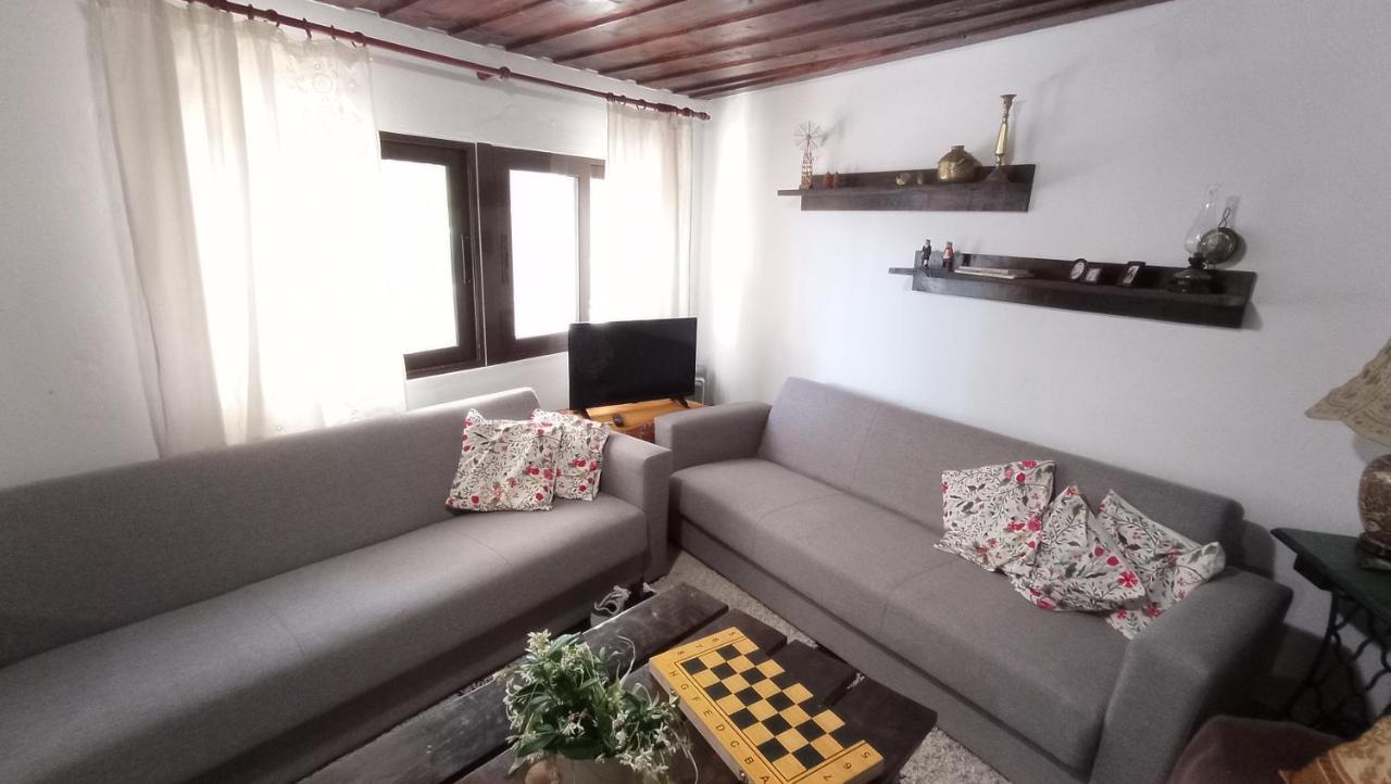 Villatzer - Traditional House With Fireplace And Garden Tzermiadon Bagian luar foto